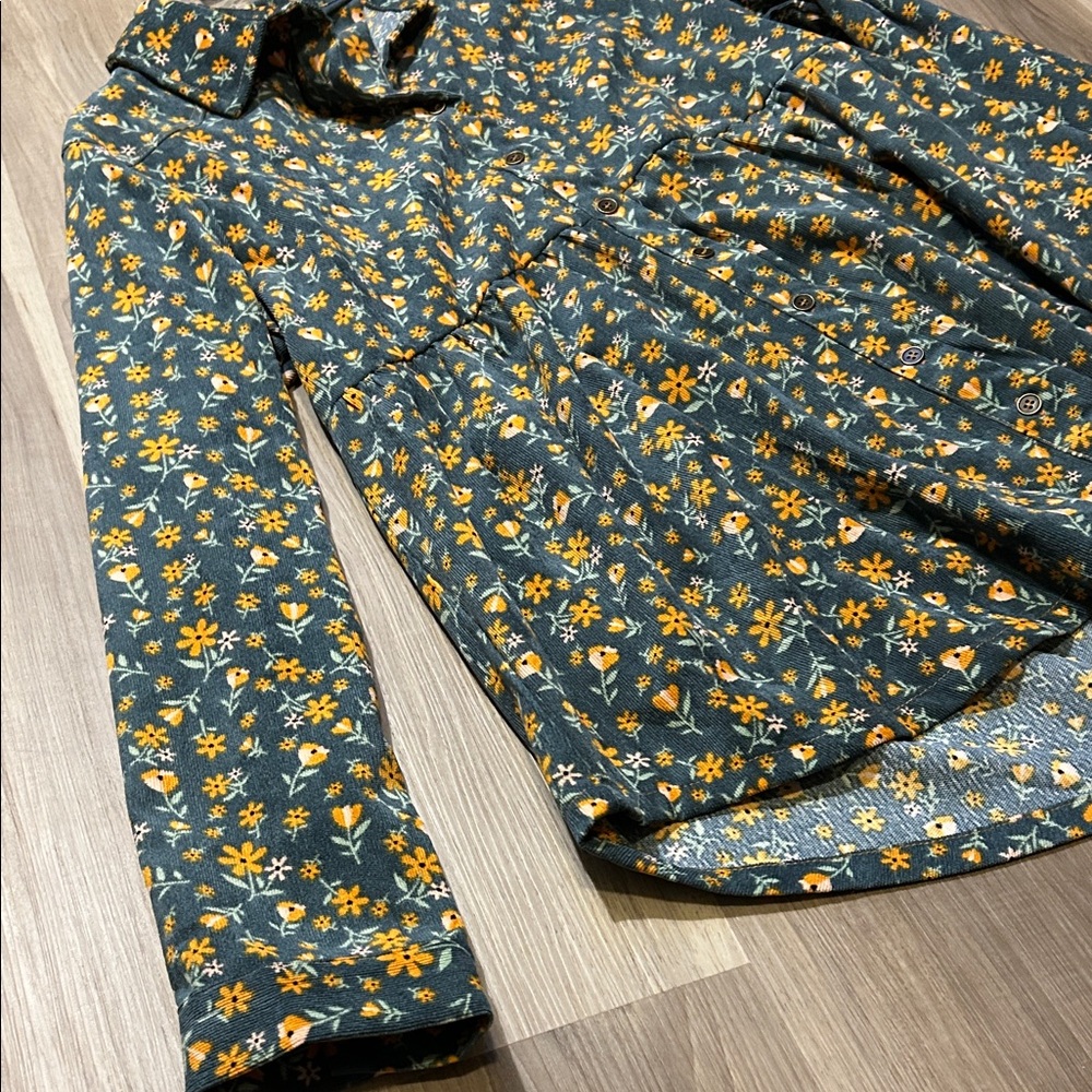 Umgee Corduroy Floral Green Women's Top - large